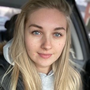 Meet your Posher, Caprice